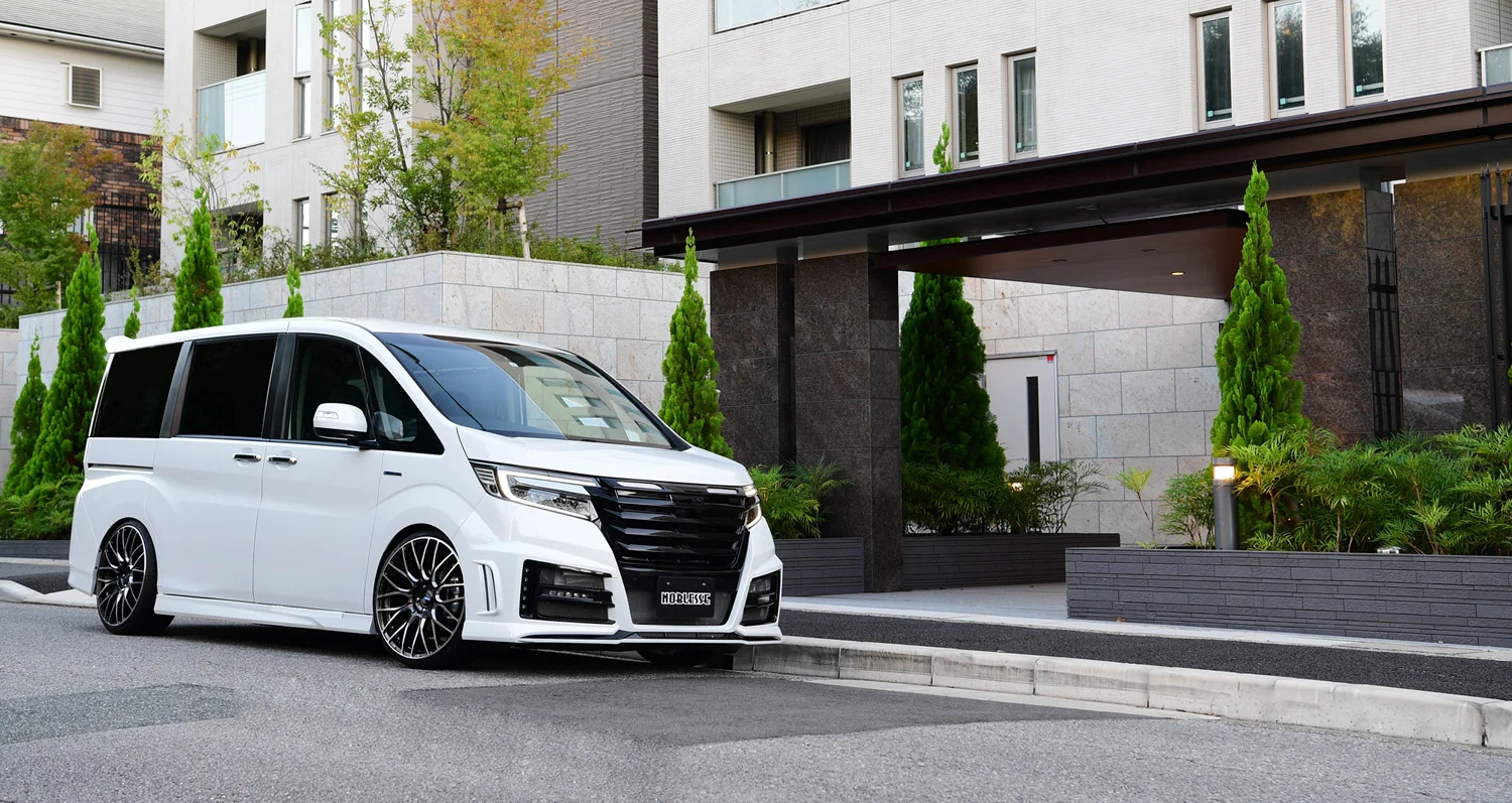 รูปชุดแต่ง ชุดแต่ง Honda Step WGN Noblesse 2019 2022 ภาพที่ 1