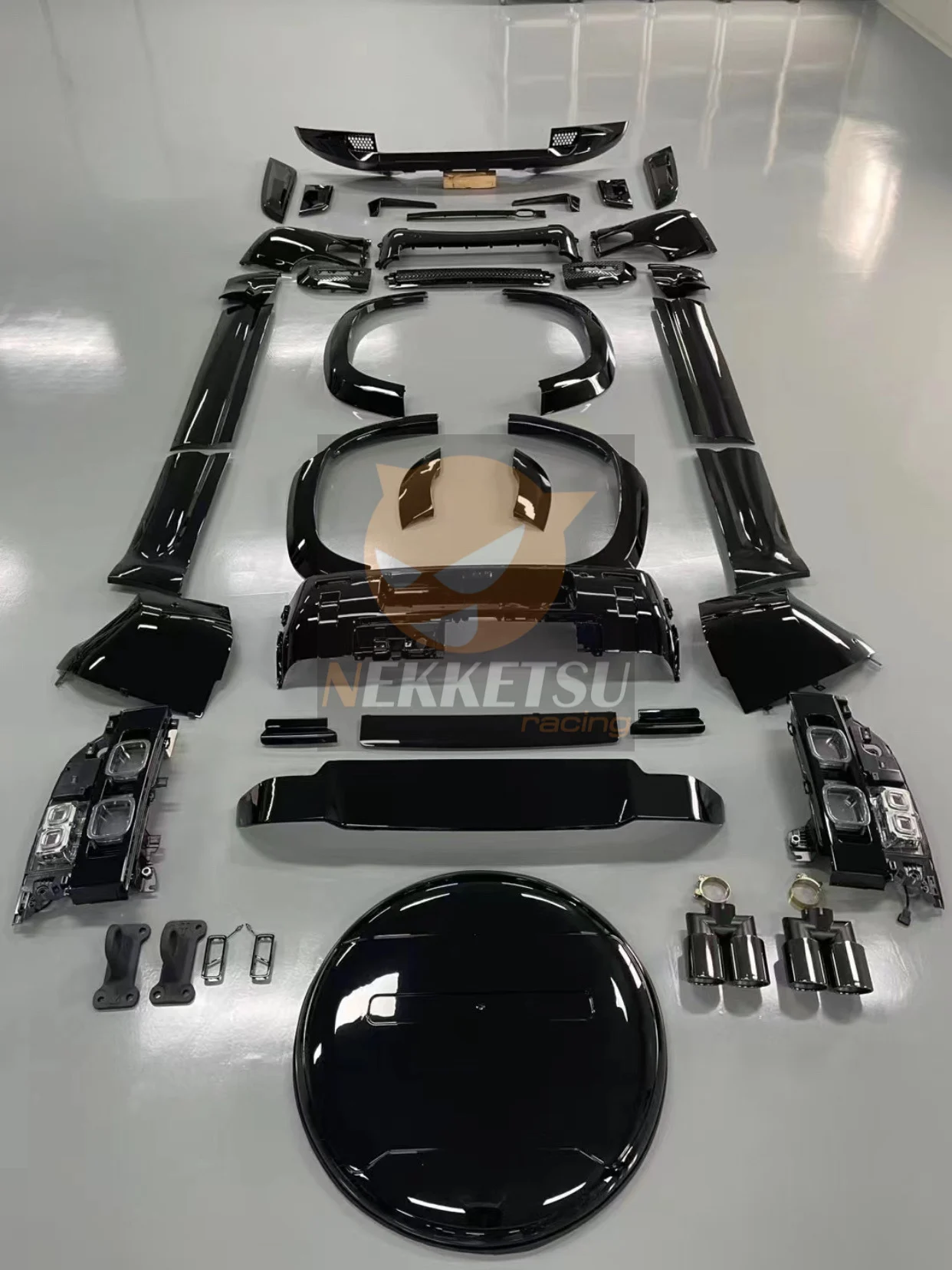 รูปชุดแต่ง ชุดแต่ง Land Rover Defender Black kit ภาพที่ 3