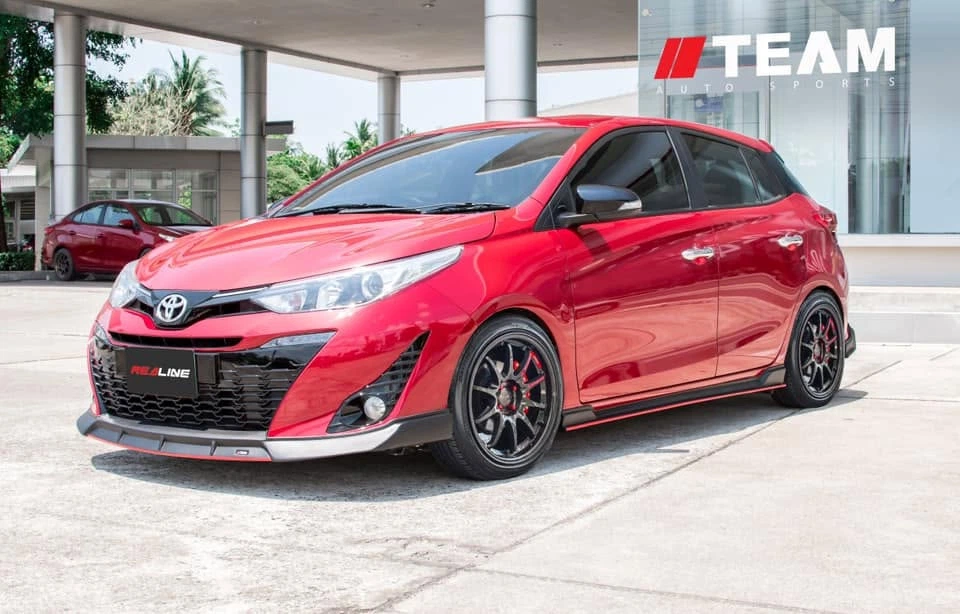 ชุดแต่ง TOYOTA YARIS Black Limited ภาพที่ 1
