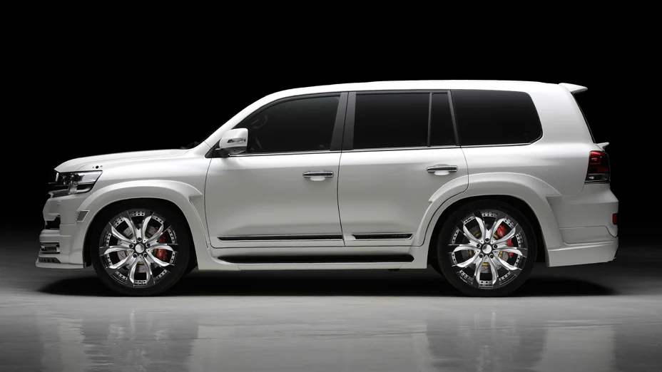 ชุดแต่ง TOYOTA LAND CRUISER 200 WALD Japan สปอร์ตไลน์ ภาพ 12