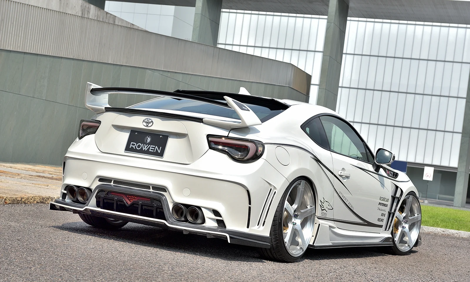 ชุดแต่ง TOYOTA 86 STREET ZERO MODEL Bumper type ZN6 2016.08~Rowen Japan ภาพ 2
