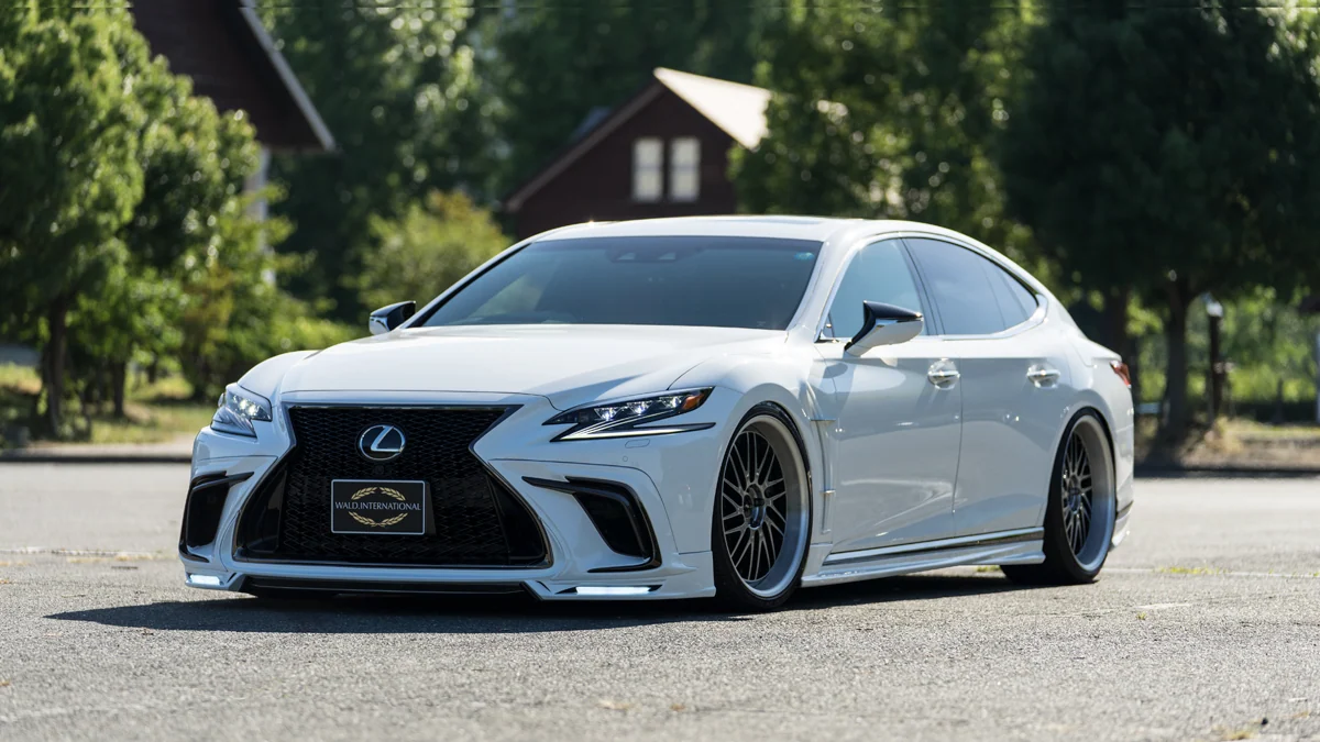 รูปชุดแต่ง ชุดแต่ง Lexus LS LS 18 20 WALD F Sport ภาพที่ 9