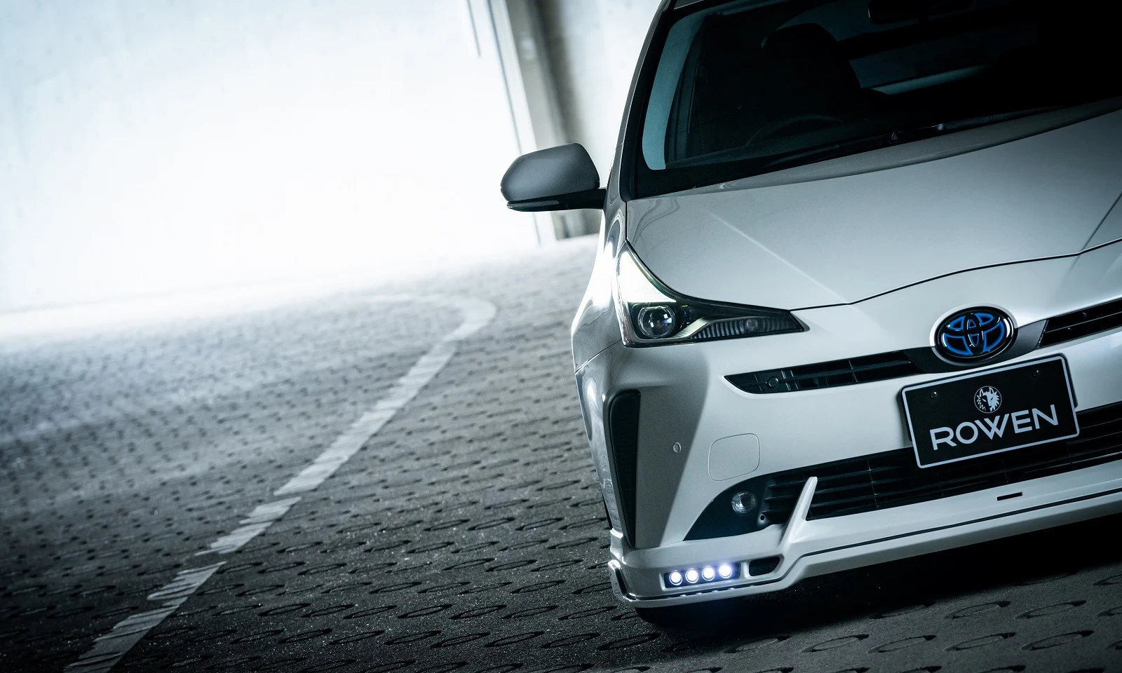 ชุดแต่ง TOYOTA 50 PRIUS MODEL ZVW5# 2018.12~Rowen Japan ภาพ 12