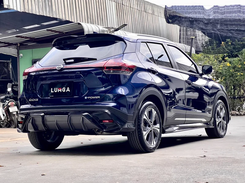 ชุดแต่งสเกิร์ตรอบคัน Nissan Kick by Lumga bodykits (ลัมกา) - NISSAN ชุดแต่งสเกิร์ตรอบคัน Nissan Kick by Lumga bodykits (ลัมกา) ชุดแต่งรถ ภาพ 3