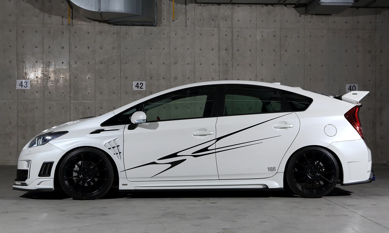 ชุดแต่ง TOYOTA 30 PRIUS MODEL Bumper type ZVW30 2008.05~2011.11 CROSS+BLAZE Rowen Japan ภาพ 4