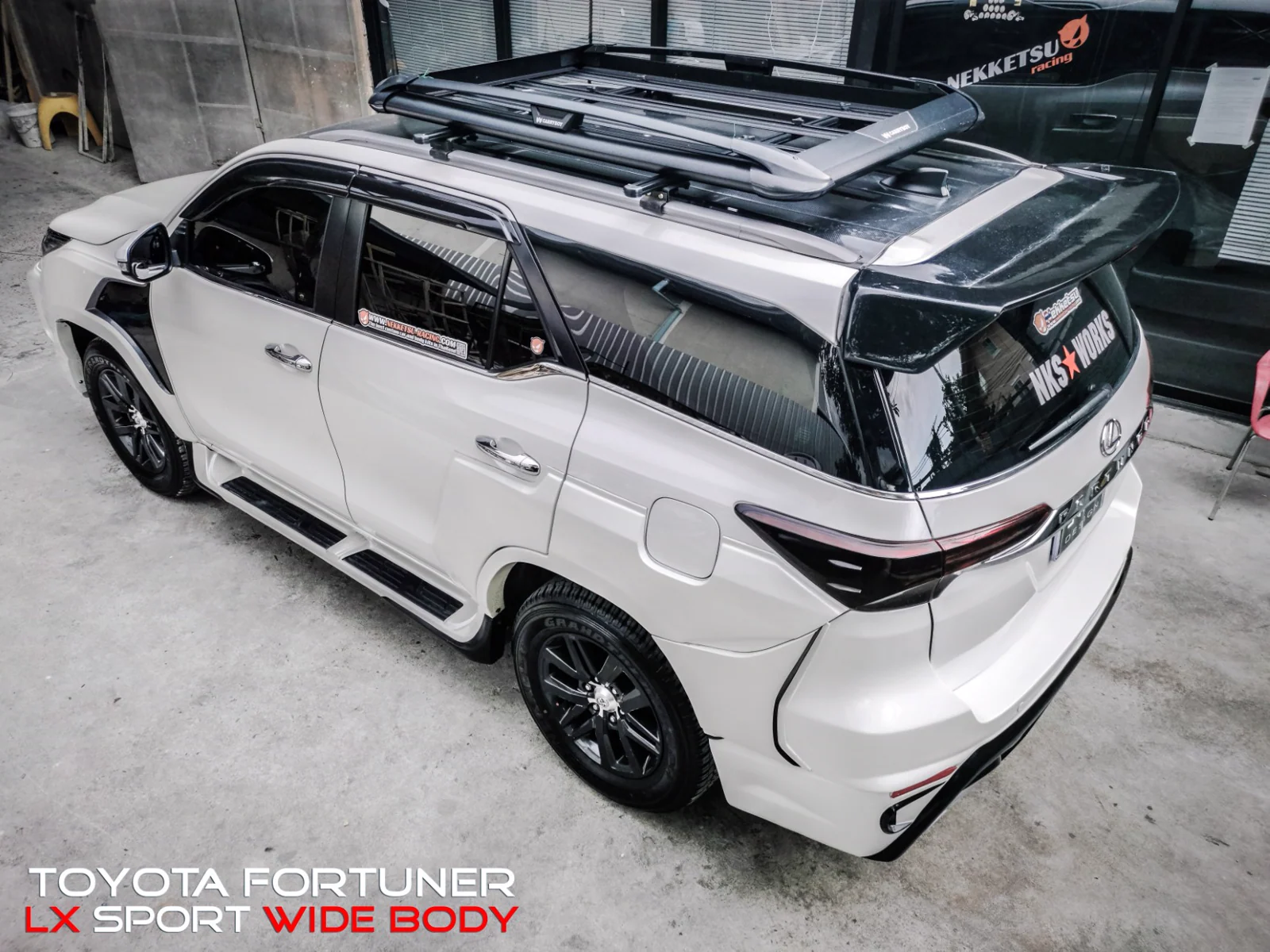 รูปชุดแต่ง ชุดแต่ง Toyota Fortuner 2015 2019 NKS V.2 ภาพที่ 3