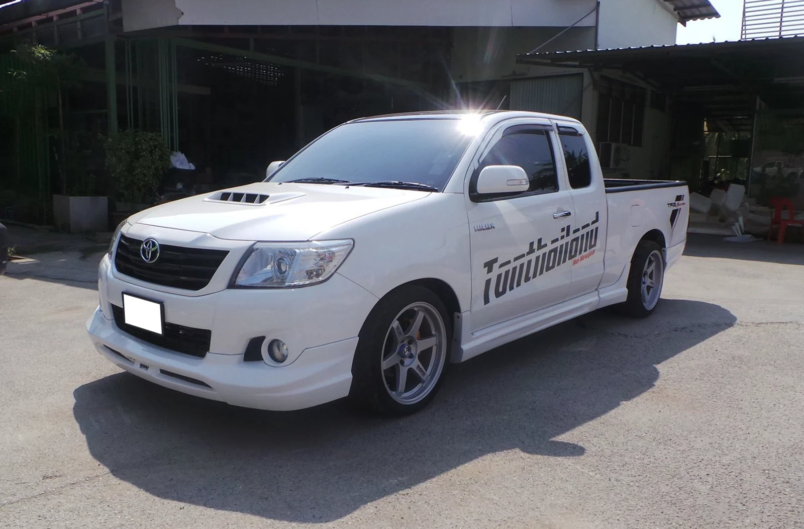 รูปชุดแต่ง ชุดแต่ง Toyota Hilux Vigo 2008 2014 Champ TDS01 ภาพที่ 2