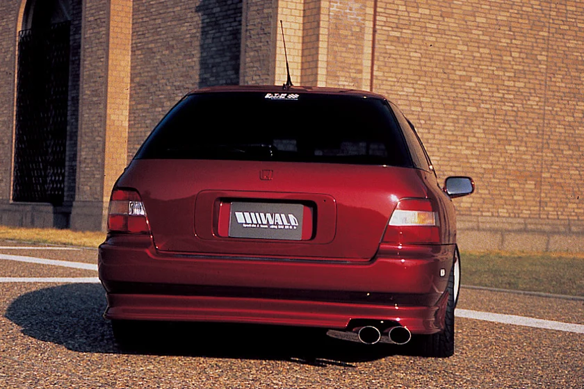 ชุดแต่ง HONDA ACCORD WAGON WALD Japan สปอร์ตไลน์ ภาพ 2