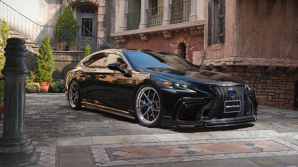 ชุดแต่ง LEXUS LS500/500h F SPORT WALD Japan เอ็กเซ็กคิวทีฟไลน์ ภาพ 18