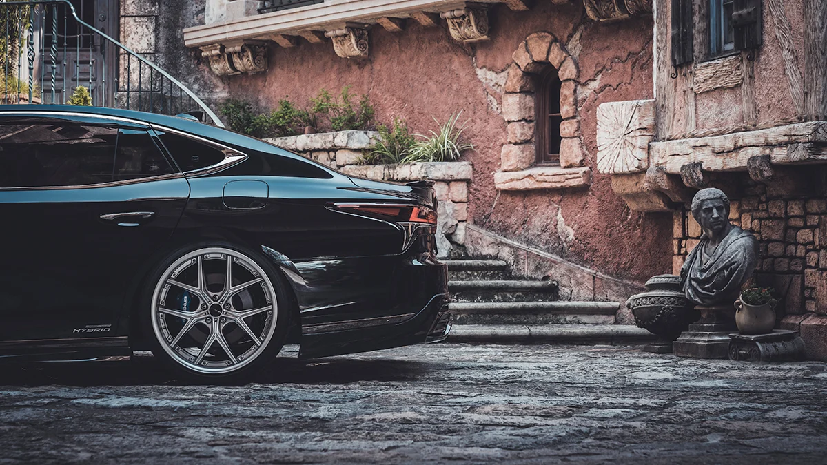 ชุดแต่ง LEXUS LS500/500h F SPORT WALD Japan เอ็กเซ็กคิวทีฟไลน์ ภาพ 19