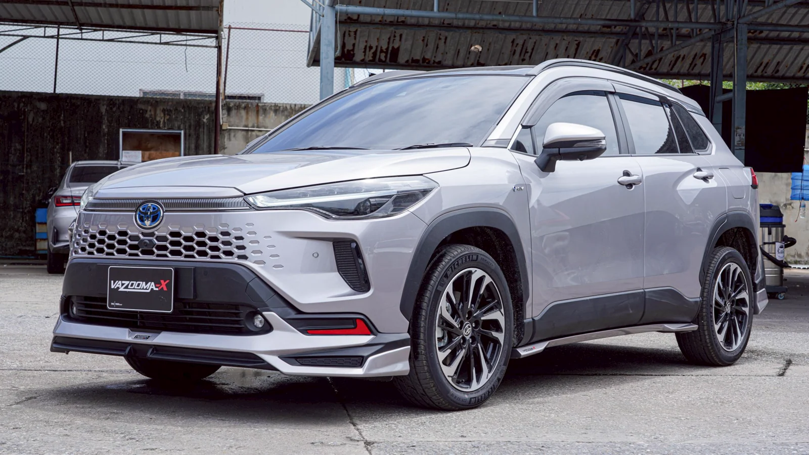 รูปชุดแต่ง ชุดแต่ง Toyota Corolla Cross 2025 VazoomaX ภาพที่ 3