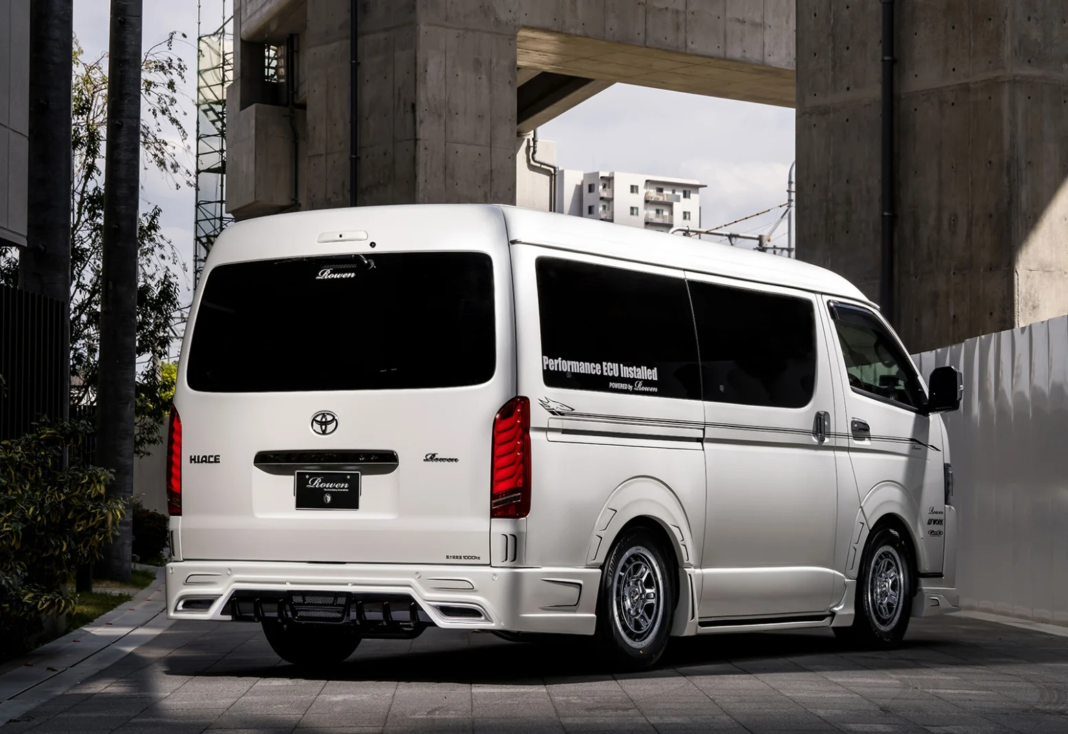 ชุดแต่ง TOYOTA 200HIACE Wide 4 /5 /6 /7 MODEL GDH/KDH/TRH211 2013.12~Rowen Japan ภาพ 21