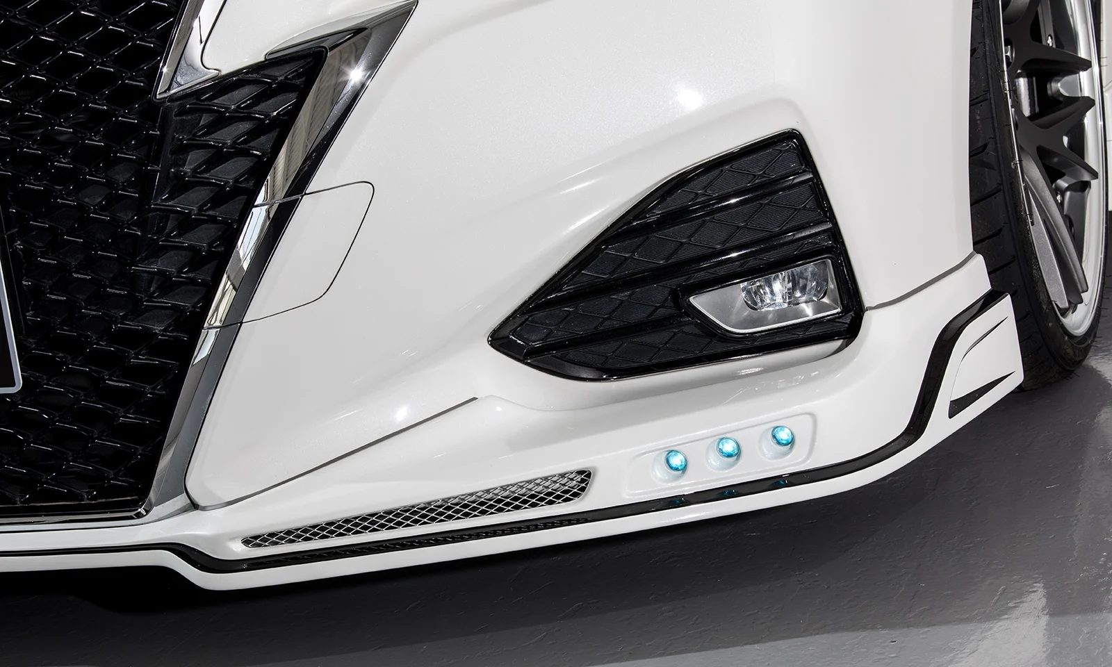 ชุดแต่ง TOYOTA 210 CROWN ATHLETE MODEL GRS211/GRS214/ARS210/AWS210 2015.10~2018.07 Rowen Japan ภาพ 12