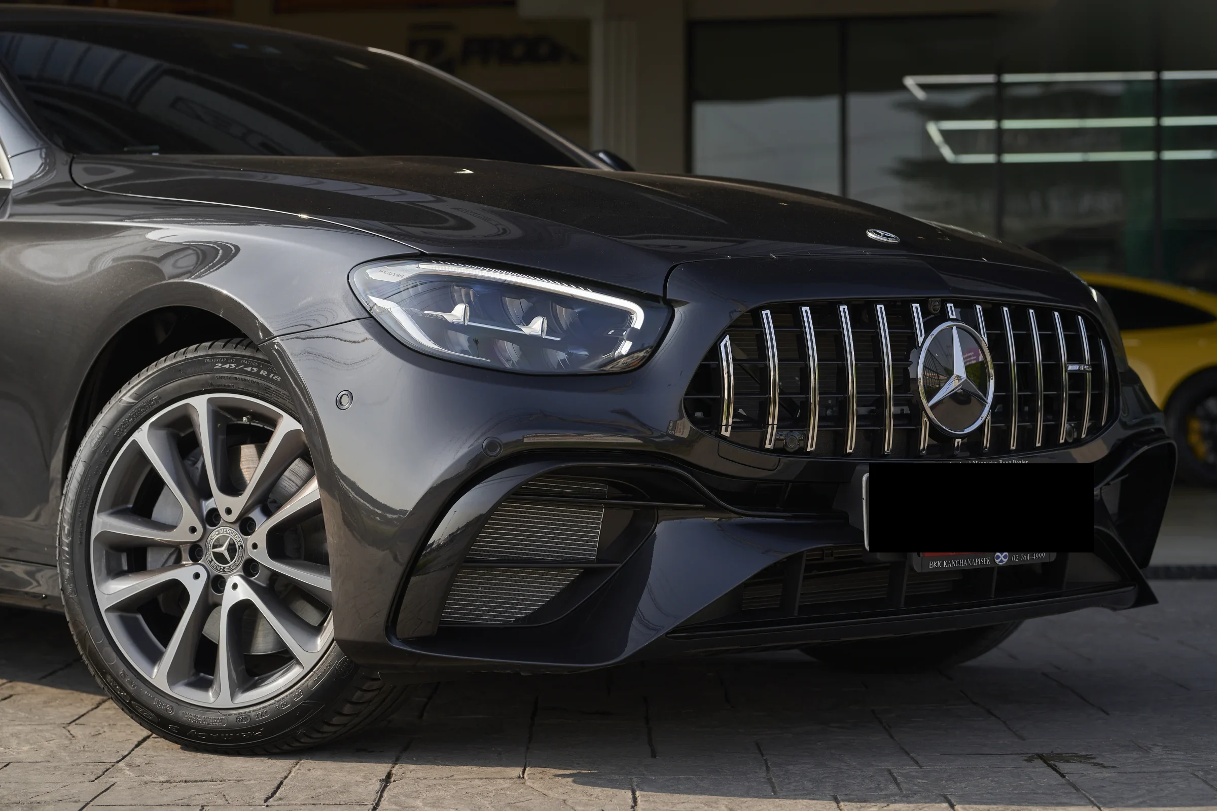 ชุดแต่ง MERCEDES BENZ W213 Mercedes-Benz W213 Face Lift x AMG Prodrive Shop ภาพ 3