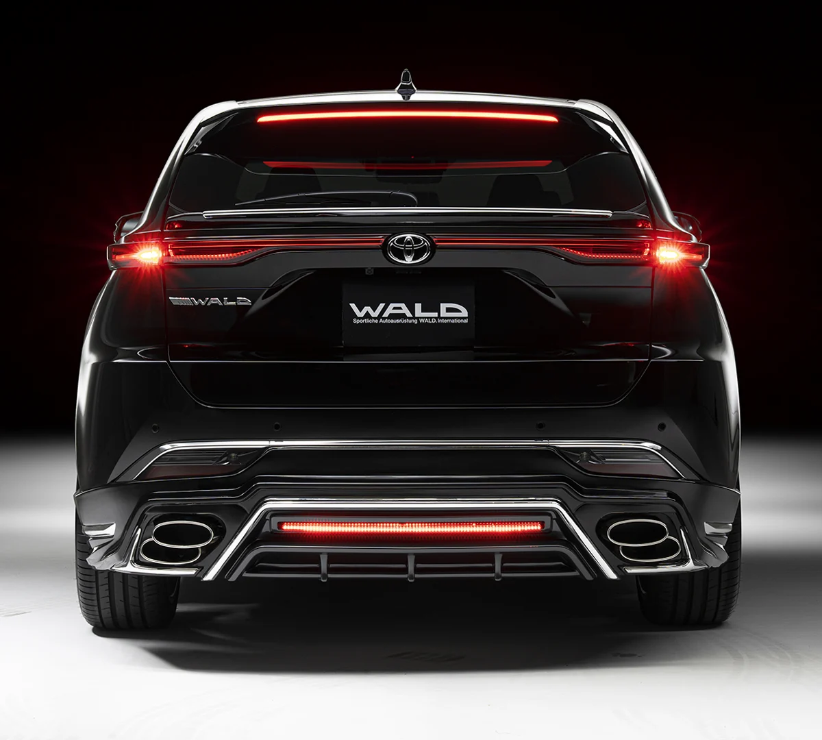 ชุดแต่ง TOYOTA HARRIER WALD Japan เอ็กเซ็กคิวทีฟไลน์ ภาพ 2