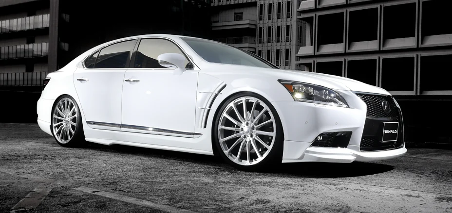 ชุดแต่ง LEXUS LS460/600h F SPORT WALD Japan เอ็กเซ็กคิวทีฟไลน์ ภาพ 26