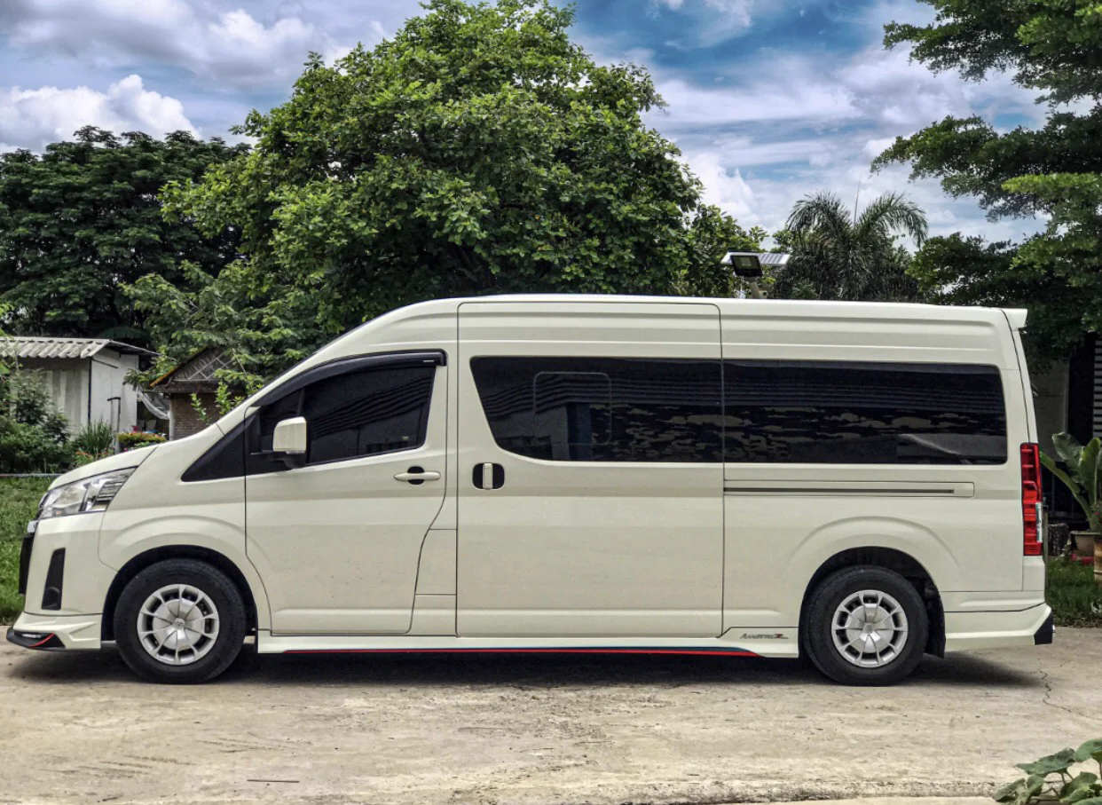 รูปชุดแต่ง ชุดแต่ง TOYOTA Commuter รถตู้ 2019 2025 AMT 2019 V2 ภาพที่ 6