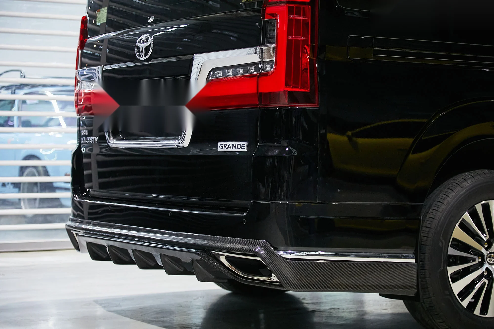 ชุดแต่ง TOYOTA Majesty Toyota Majesty x AIMGAIN Prodrive Shop ภาพ 7