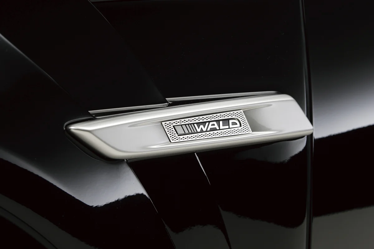 ชุดแต่ง LEXUS LS460/L WALD Japan เอ็กเซ็กคิวทีฟไลน์ ภาพ 7