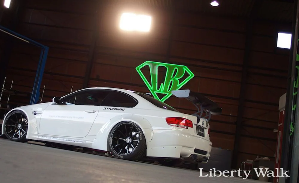 รูปชุดแต่ง ชุดแต่ง BMW Series3 E92 E93 LB WORK ภาพที่ 7