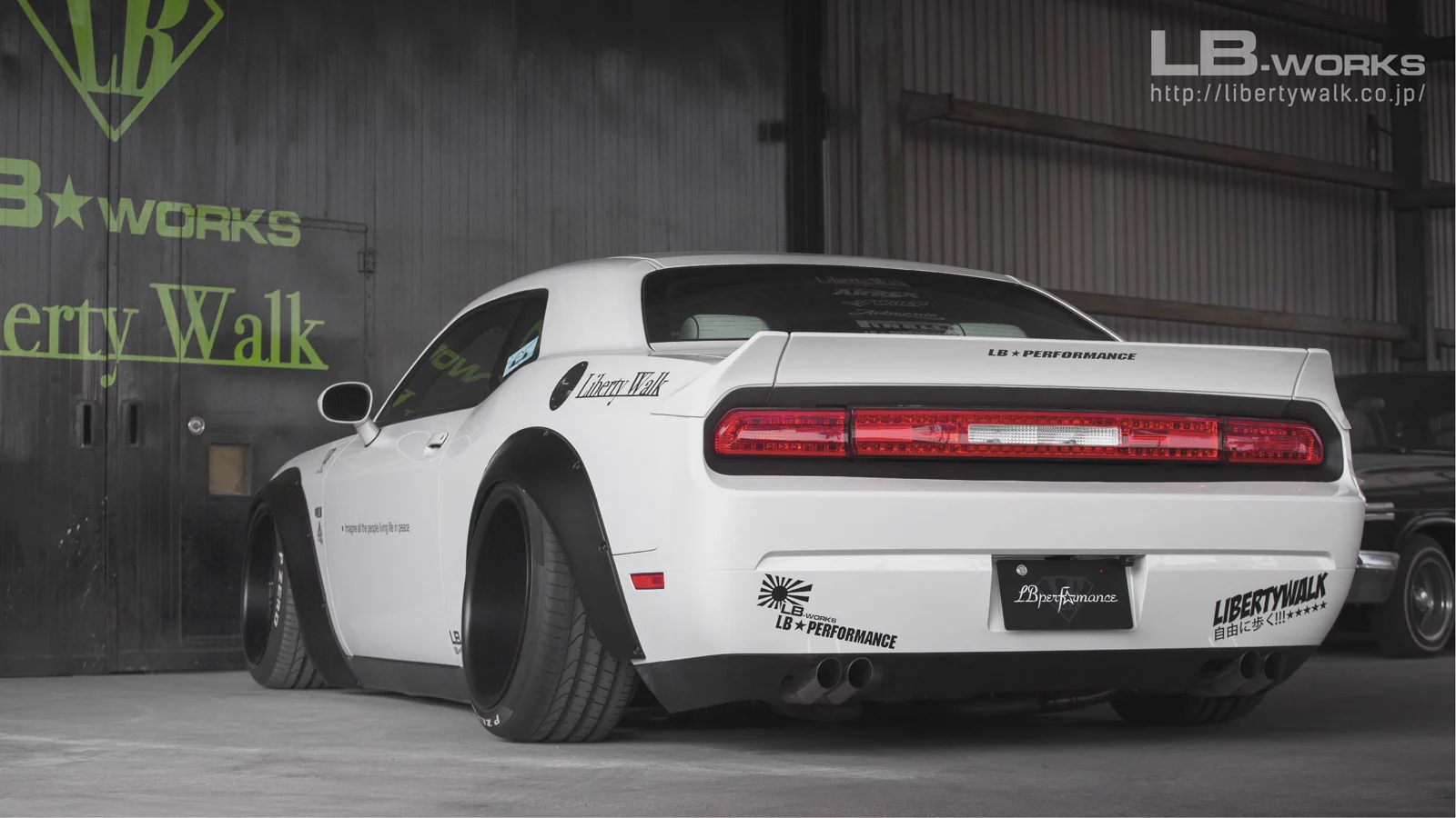 รูปชุดแต่ง ชุดแต่ง Dodge Challenger LB WORK ภาพที่ 11