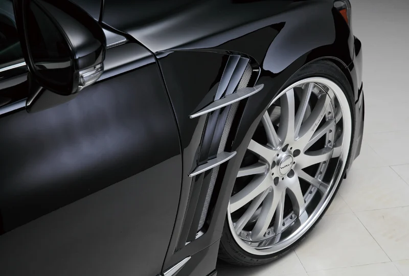 ชุดแต่ง LEXUS LS460/600h F SPORT WALD Japan เอ็กเซ็กคิวทีฟไลน์ ภาพ 13