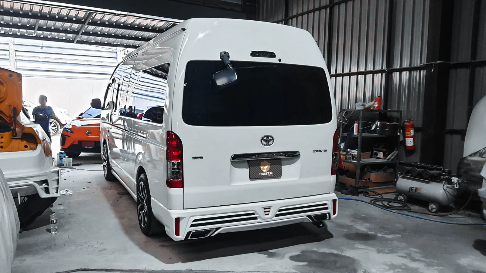 รูปชุดแต่ง ชุดแต่ง TOYOTA Commuter รถตู้ 2005 2018 ทรง Alphard V.2 ภาพที่ 5