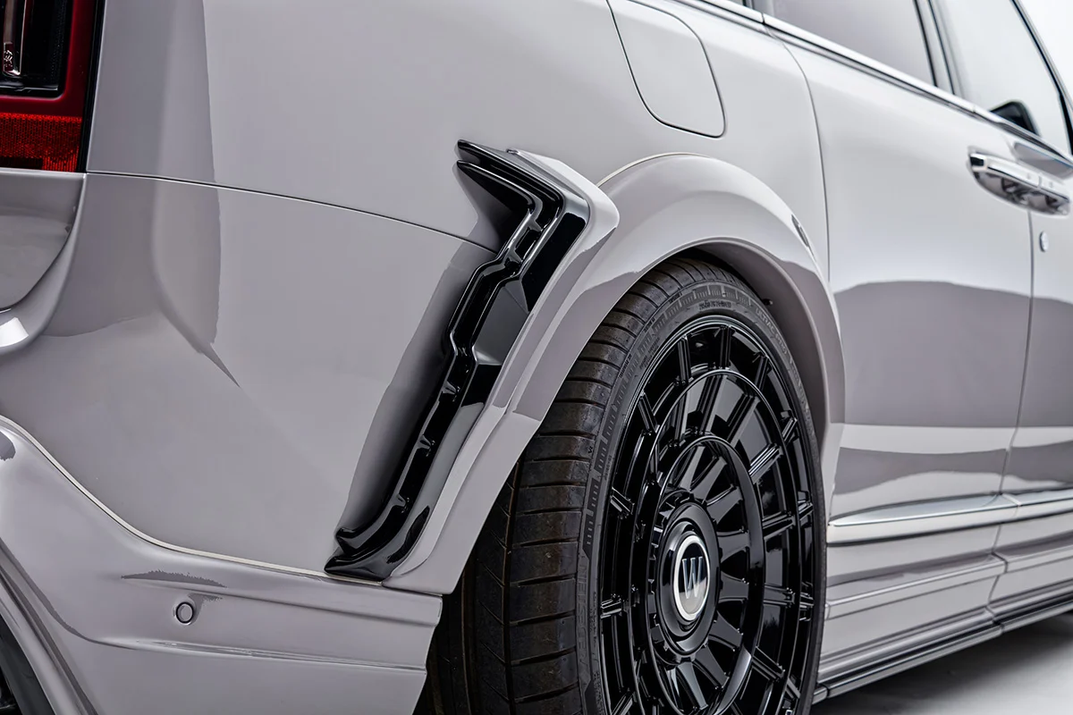 ชุดแต่ง ROLLS-ROYCE CULLINAN SeriesⅡ WALD Japan สปอร์ตไลน์ แบล็กไบซัน เอดิชัน ภาพ 14