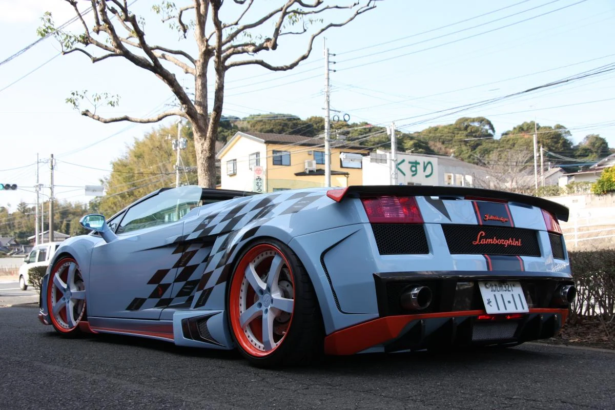 กันชนท้าย JOB DESIGN NEOTENY 929 PLATINUM สำหรับ LAMBORGHINI GALLARDO ภาพสินค้าที่เลือก