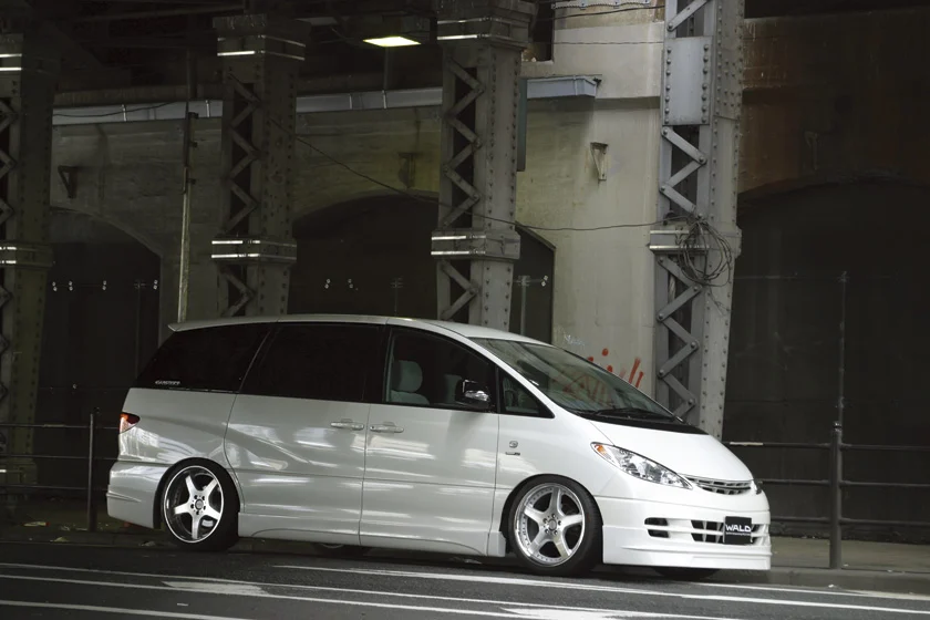 ชุดแต่ง TOYOTA ESTIMA WALD Japan เอ็กเซ็กคิวทีฟไลน์ ภาพ 2