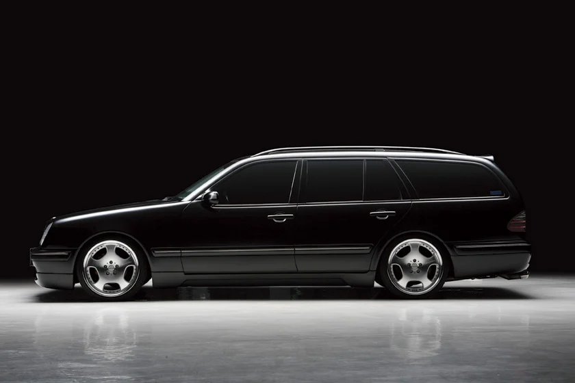 ชุดแต่ง MERCEDES-BENZ E-CLASS WAGON WALD Japan เอ็กเซ็กคิวทีฟไลน์ ภาพ 6
