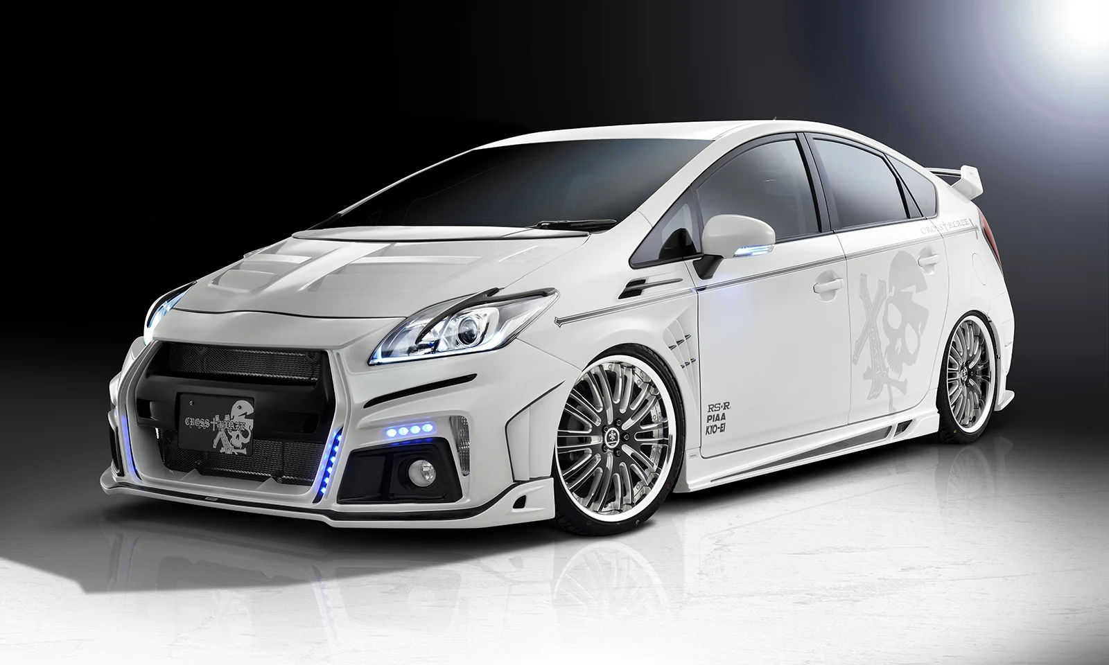 ชุดแต่ง TOYOTA 30 PRIUS MODEL Bumper type ZVW30 2011.12~2015.11 CROSS+BLAZE Rowen Japan ภาพ 3