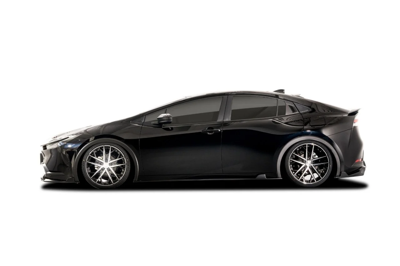 ชุดแต่ง TOYOTA 60 PRIUS MXWH6#/ZVW6# 2023.01~Rowen Japan ภาพ 3