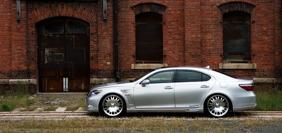 ชุดแต่ง LEXUS LS460/L 600h/hL WALD Japan เอ็กเซ็กคิวทีฟไลน์ V2 ภาพ 21