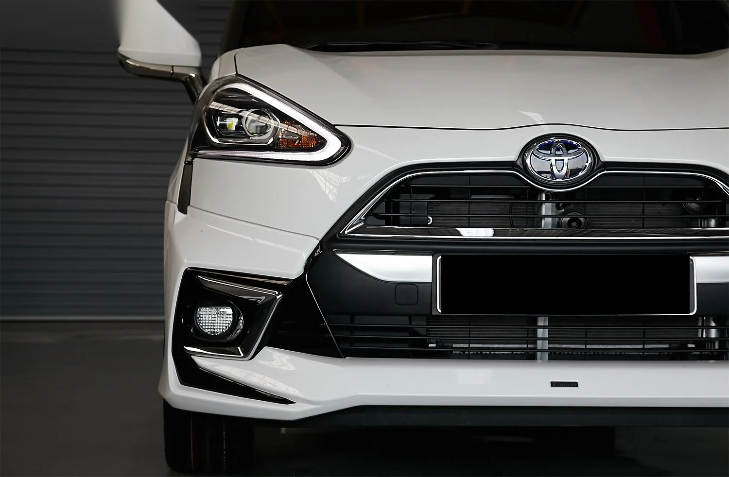ชุดแต่ง TOYOTA SIENTA Toyota Sienta x Modellista x WORK Prodrive Shop ภาพ 4