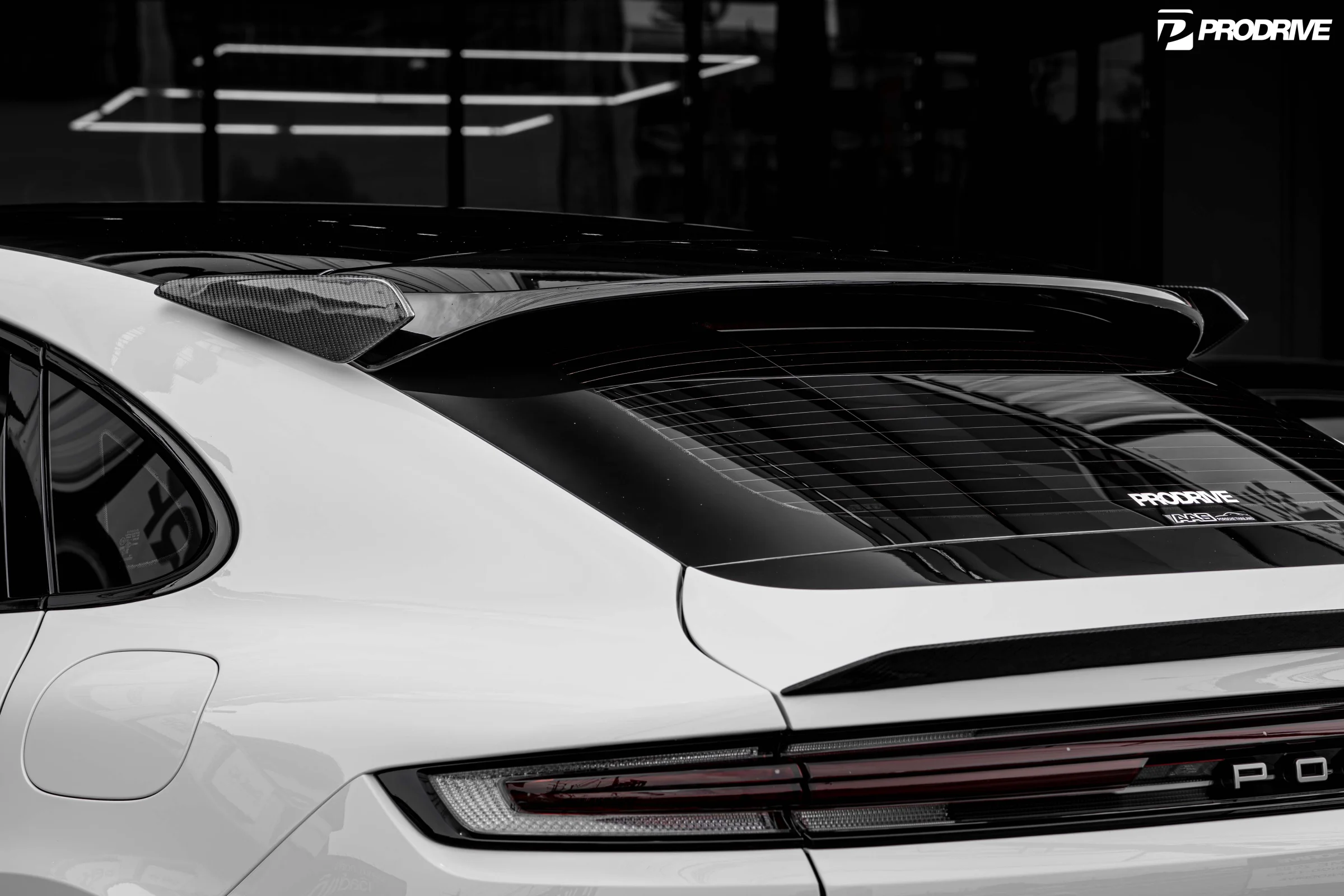 ชุดแต่ง PORSCHE E3.2 Porsche Cayenne S Coupé E3.2 x Turbo GT Wing Prodrive Shop ภาพ 2