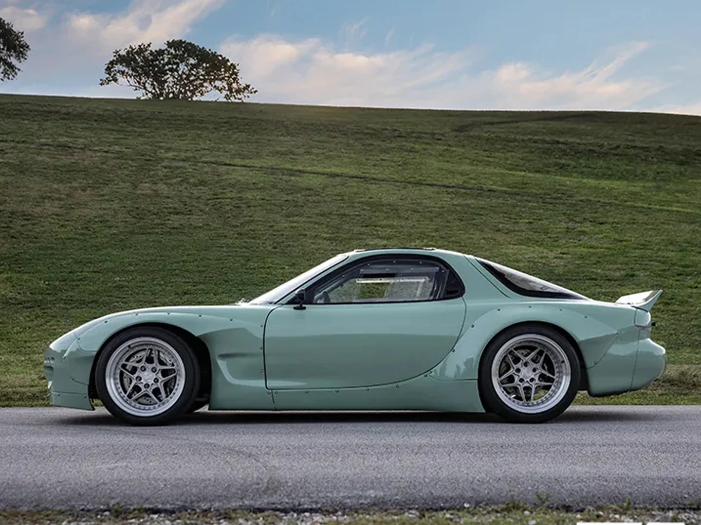 รูปชุดแต่ง ชุดแต่ง Mazda RX7 Rocket FD ภาพที่ 4