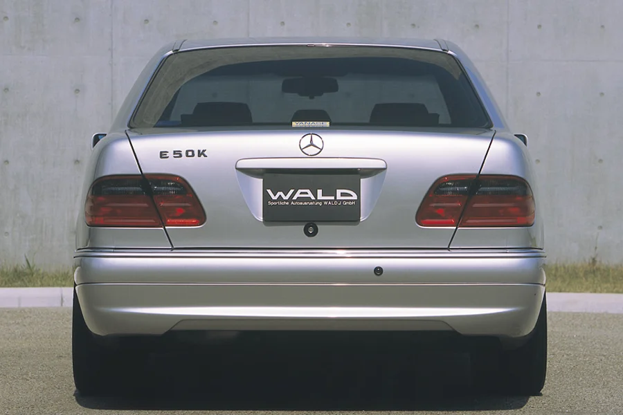รูปชุดแต่ง ชุดแต่ง Mercedes-Benz E Class W210 WALD 4Doors 1995 2003 ภาพที่ 2
