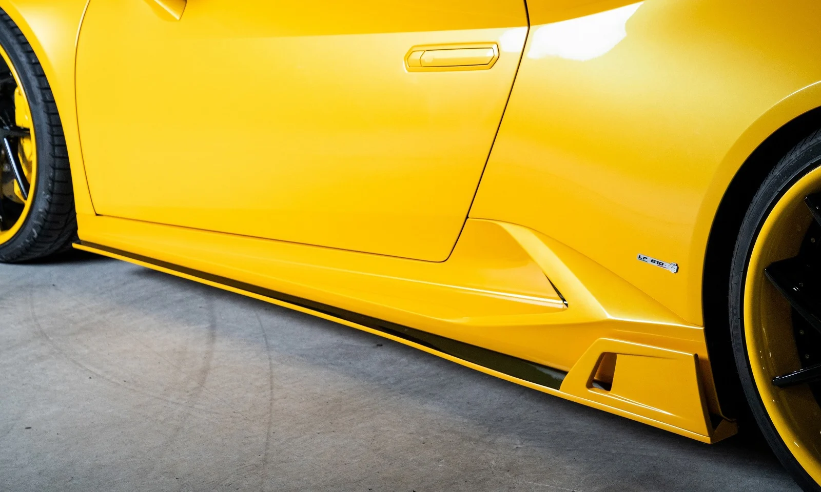 ชุดแต่ง LAMBORGHINI Huracan LP610-4 2014~Rowen Japan ภาพ 19