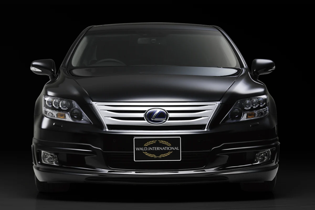 ชุดแต่ง LEXUS LS600h/hL WALD Japan เอ็กเซ็กคิวทีฟไลน์ ภาพ 1