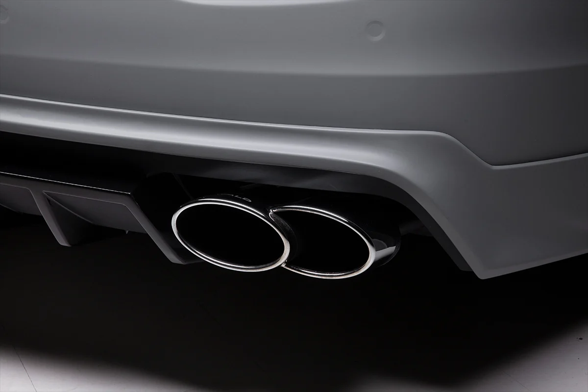 ชุดแต่ง MASERATI QUATTROPORTE WALD Japan เอ็กเซ็กคิวทีฟไลน์ ภาพ 14