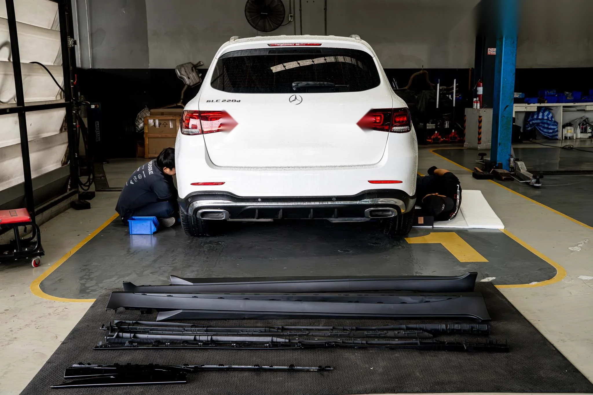 ชุดแต่ง MERCEDES BENZ X253 / C253 Mercedes Benz GLC 220d x สเกิร์ตข้าง Prodrive Shop ภาพ 9