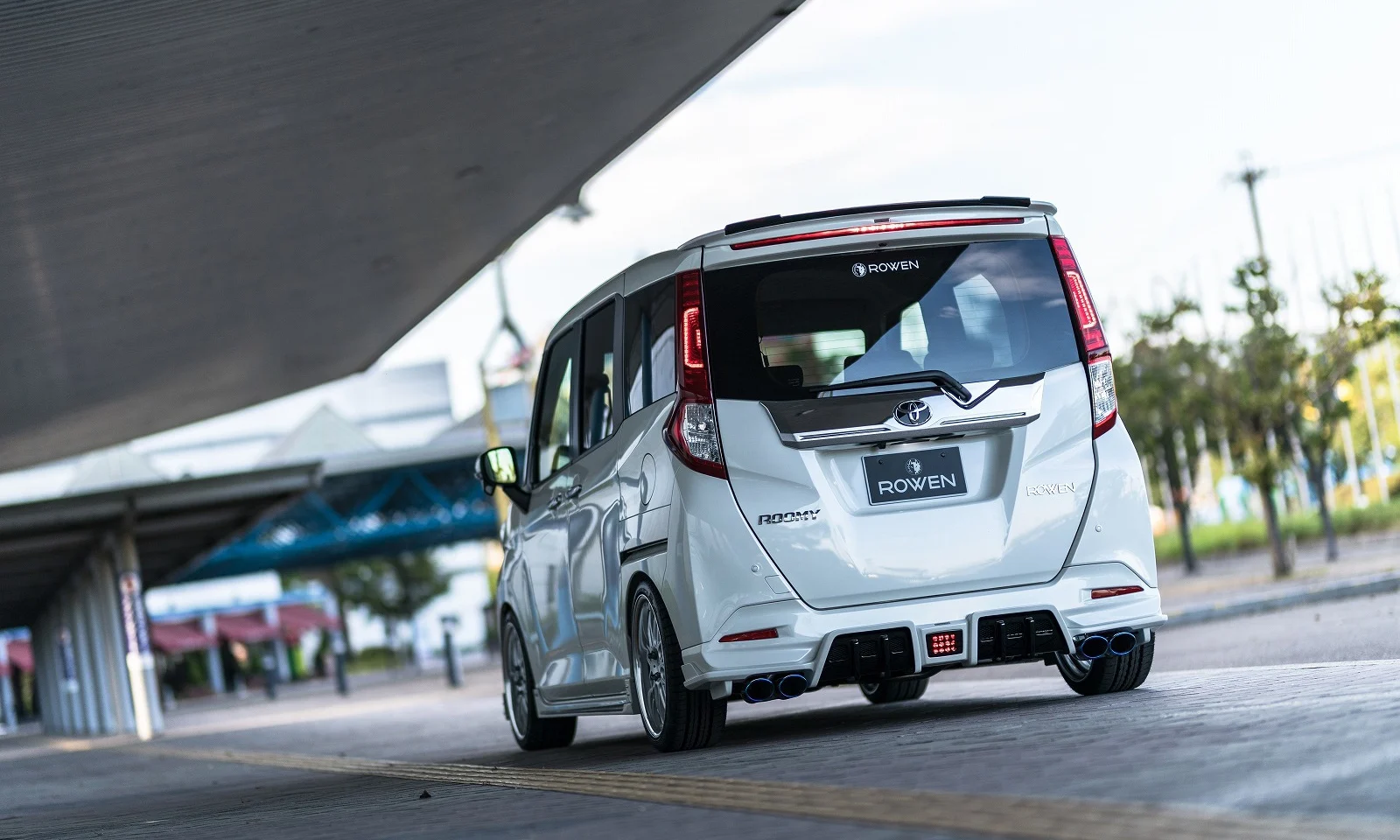 ชุดแต่ง TOYOTA ROOMY CUSTOM M900A/M910A 2016.11~2020.8 Rowen Japan ภาพ 5