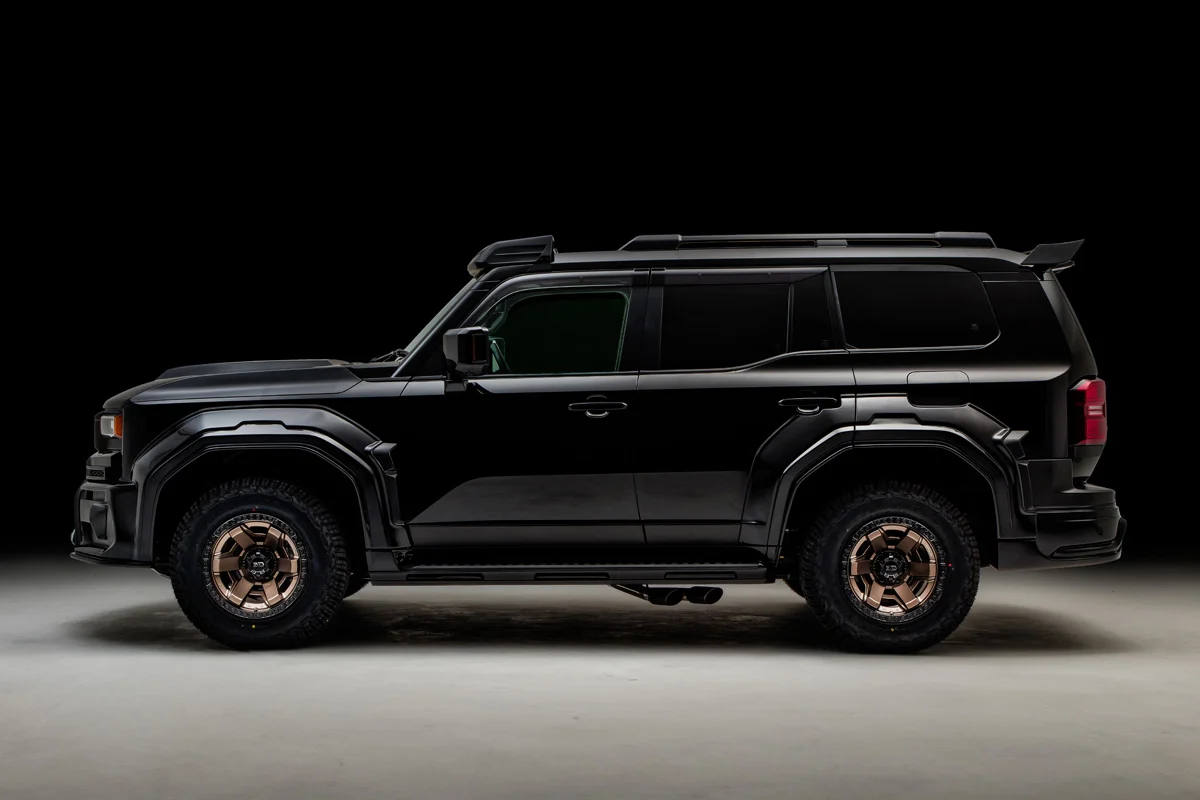 ชุดแต่ง TOYOTA LAND CRUISER 250 WALD Japan เดสเสิร์ตไลน์ แบล็กไบซัน เอดิชัน ภาพ 17