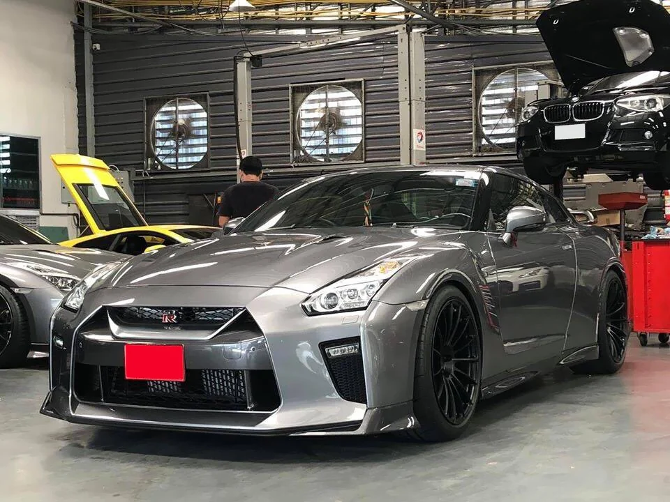 รูปชุดแต่ง ชุดแต่ง Nissan GTR R35 2008 เป็น 2018 ภาพที่ 2