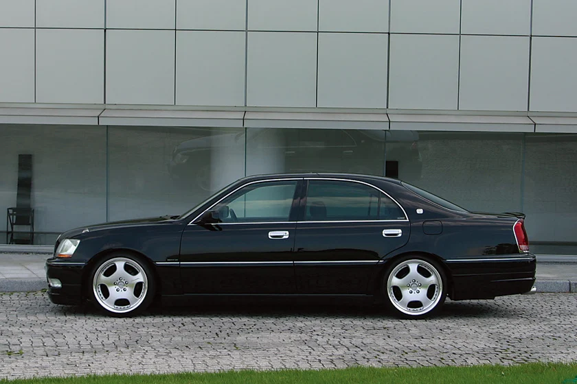 ชุดแต่ง TOYOTA CROWN MAJESTA WALD Japan เอ็กเซ็กคิวทีฟไลน์ ภาพ 7