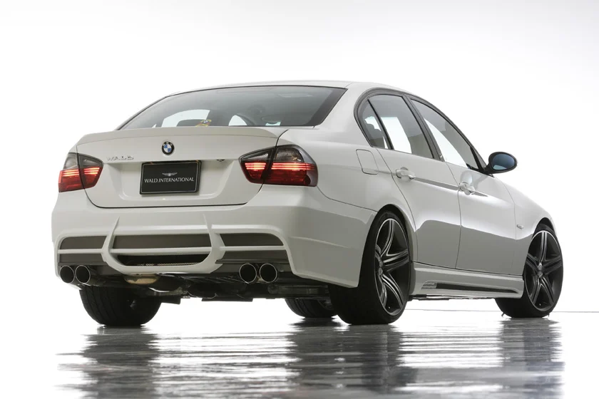ชุดแต่ง BMW 3 Series SEDAN/TOURING WALD Japan สปอร์ตไลน์ ภาพ 7