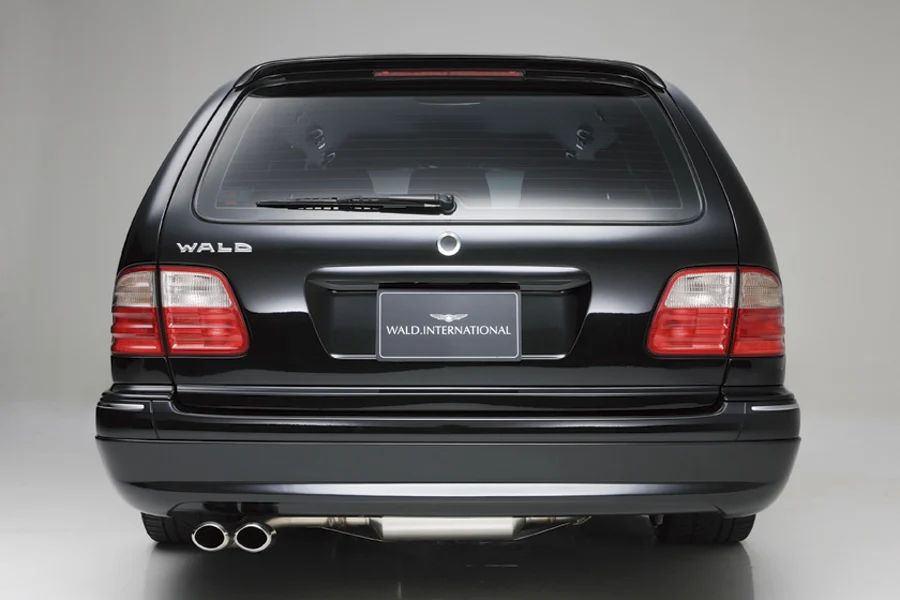 รูปชุดแต่ง ชุดแต่ง Mercedes-Benz E Class W210 WALD Wargon Facelift ภาพที่ 6