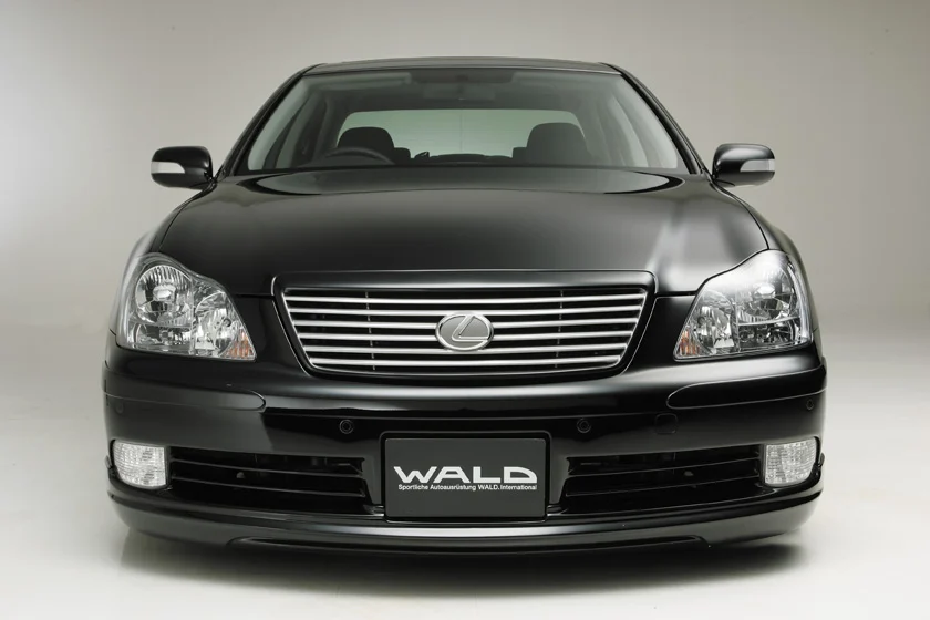 ชุดแต่ง TOYOTA CROWN ATHLETE/ROYAL WALD Japan เอ็กเซ็กคิวทีฟไลน์ ภาพ 1