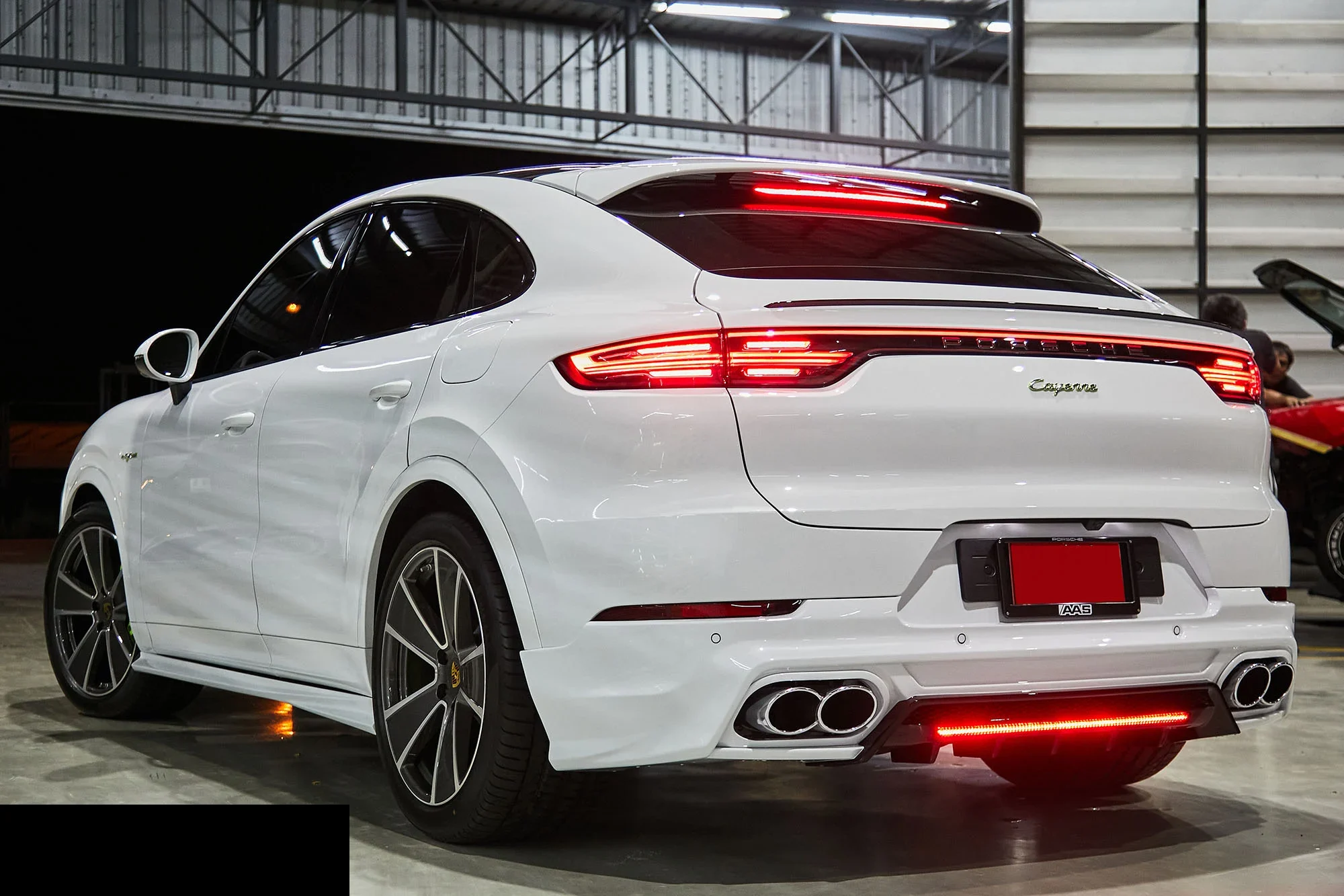 ชุดแต่ง PORSCHE E3 Cayenne Coupe x WALD Black Bison Prodrive Shop ภาพ 8